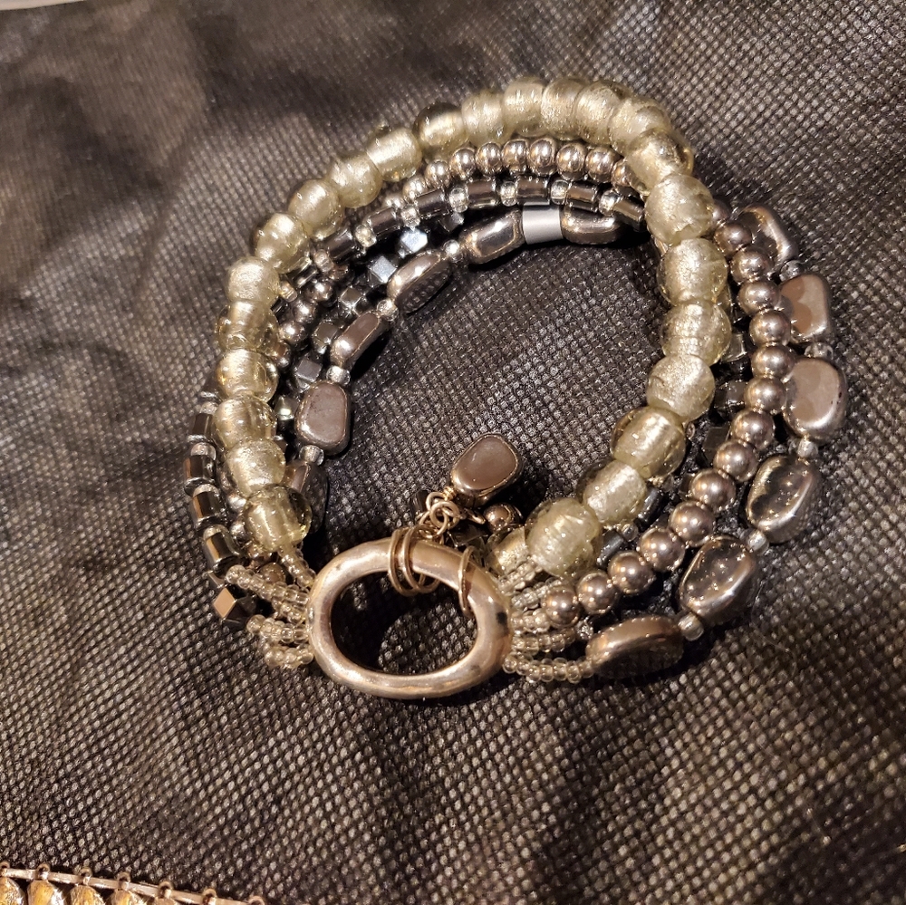 Silpada Hailstone Stretch Bracelet